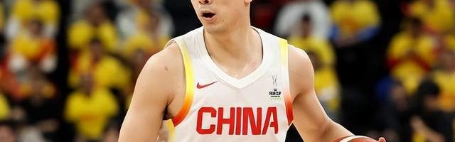 米乐体育-进攻很热闹但防守一团糟：中国男篮半场落后中国台北1分